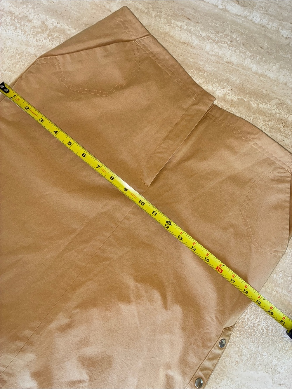 Que Skirt, Women's 10, Tan, Silver Snaps on side slits, zip front, pockets. EUC - Picture 14 of 16
